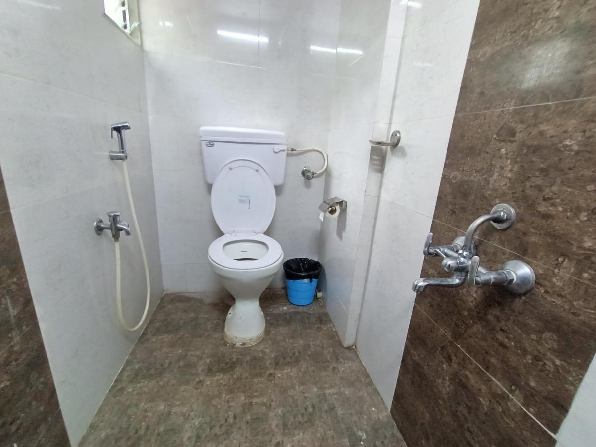 Kalpataru Hometel Мумбаи Экстерьер фото
